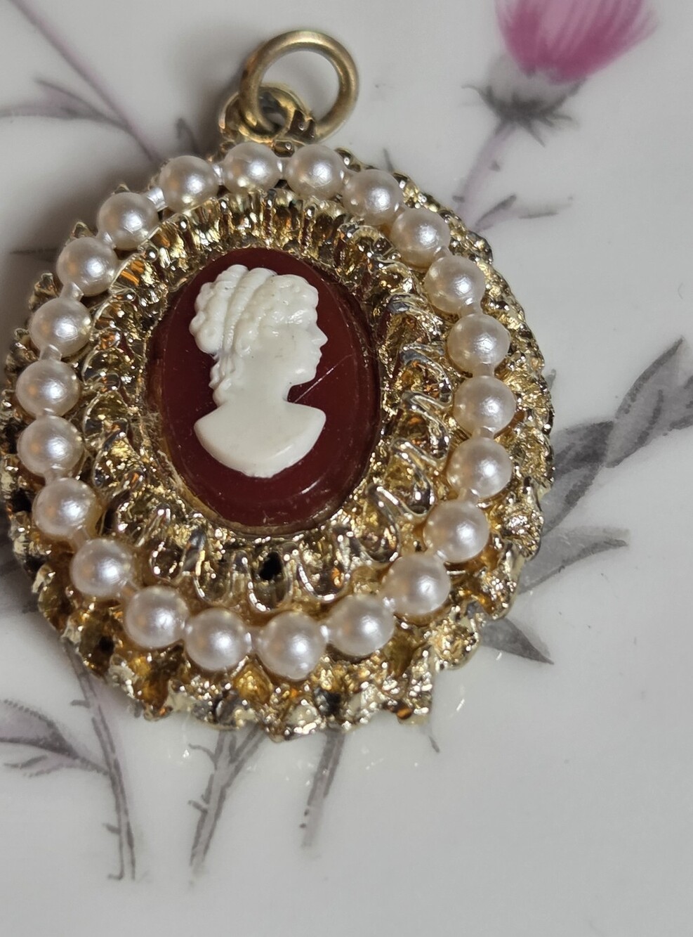 Cameo Pendant with White Pearls